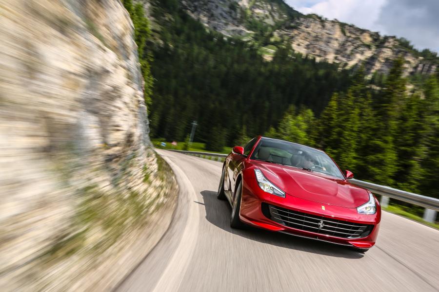  Ferrari GTC4Lusso 2016 года  (WW) (фото 22 из 58)